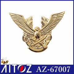 AZ-67007 帽章（鳥と剣）金