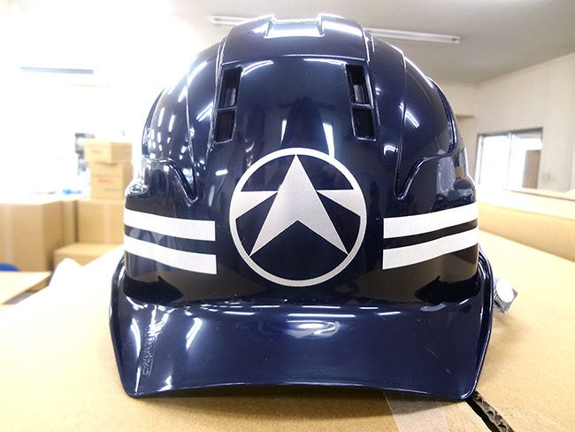 有限会社 中元機工様のヘルメット加工実績