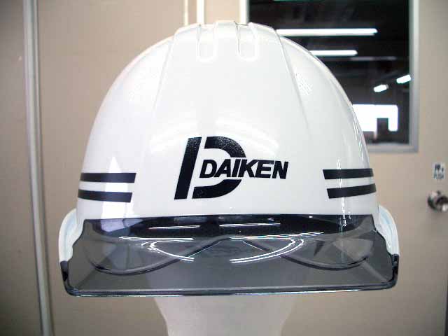 株式会社 ジェネレーションエックス様のヘルメット加工実績