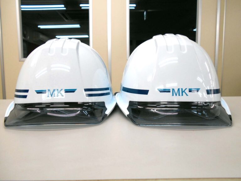 宮下建設株式会社様のヘルメット加工実績