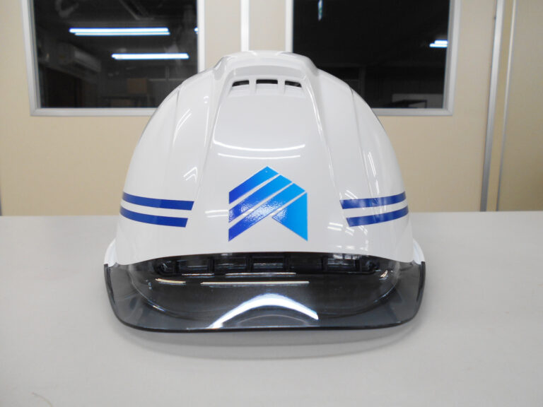 有限会社アスティ様のヘルメット加工実績