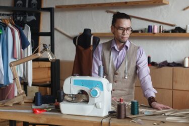 作業服を仕立て屋でオーダーメイド！オリジナル作業着・制服の作成方法を解説！