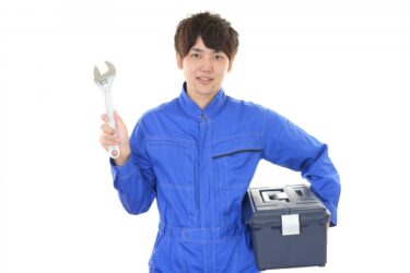 「つなぎ」の呼び方・別名まとめ｜オーバーオールとの違いは？