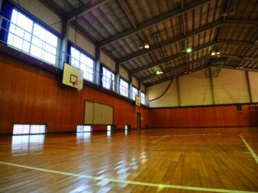 体育館で必要な熱中症対策は？屋内ならではの暑さ対策の注意点！