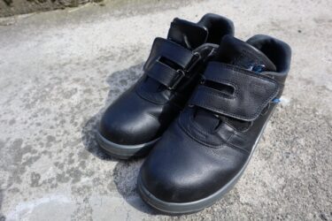 ミドルカットの安全靴のメリットは？ローカット・ハイカットとの違いも解説！