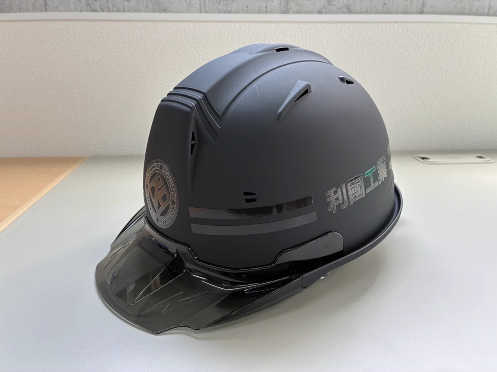 工事用・作業用ヘルメット 名入れ・ロゴ印刷実績 利國工業 様