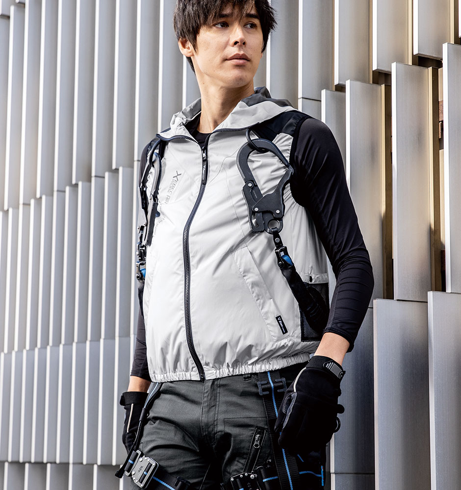 空調服(R)遮熱ハーネスフード付きベスト 2023年モデル（ファン無し）