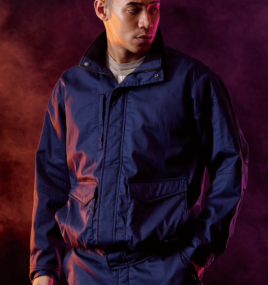 難燃軽防寒ブルゾン