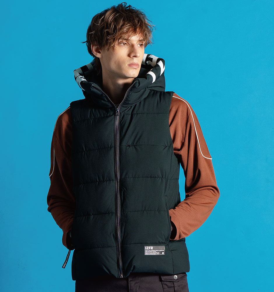 保温防寒・アルミストレッチベストパーカー